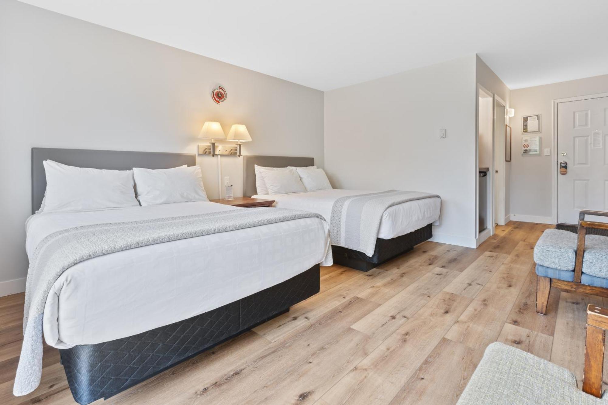 Tofino Motel Harbourview Экстерьер фото